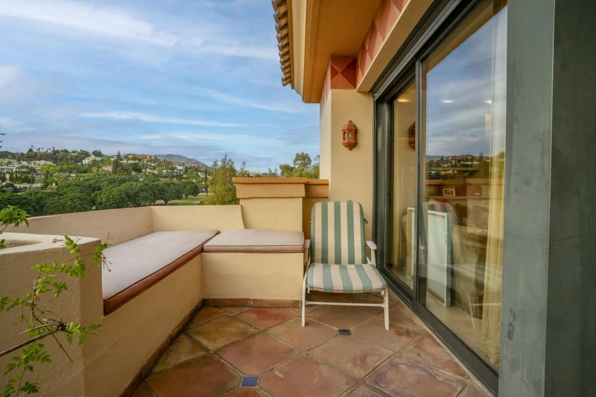 Venta de duplex en Barrio Los Naranjos, Marbella photo 3