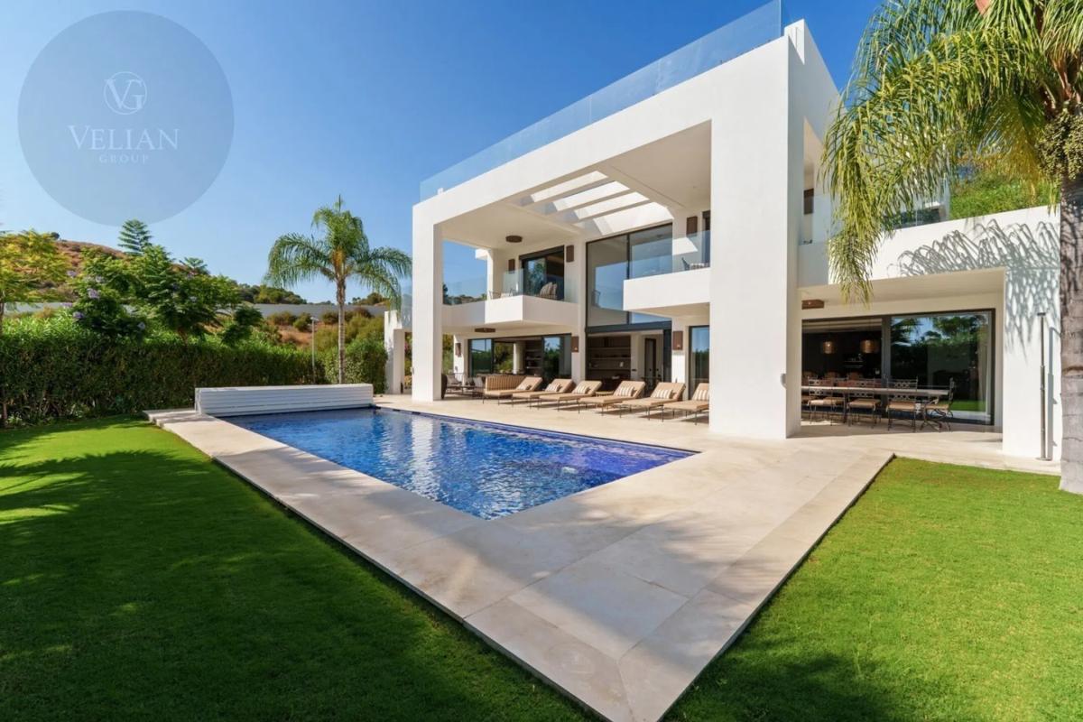 Venta de chalet independiente en Nueva andalucia, Marbella
photo 1