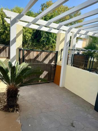 Chalet adosado en venta en  CL SIRIO-NVA ANDALUCIA F , Marbella photo 1