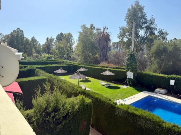 Chalet adosado en venta en  CL SIRIO-NVA ANDALUCIA F , Marbella photo 4