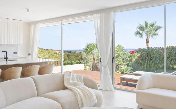 Mieszkanie na sprzedaż w  Barrio Los Naranjos, Marbella photo 4