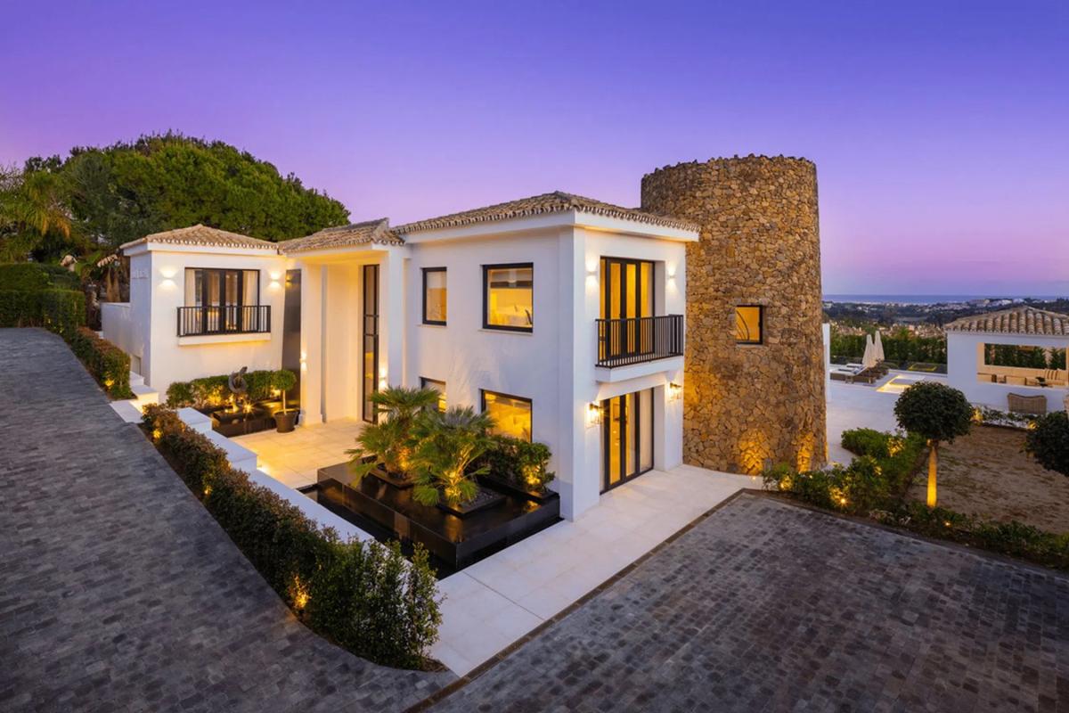 Sprzedaż niezależnego domku jednorodzinnego w Barrio Los Naranjos, Marbella photo 4
