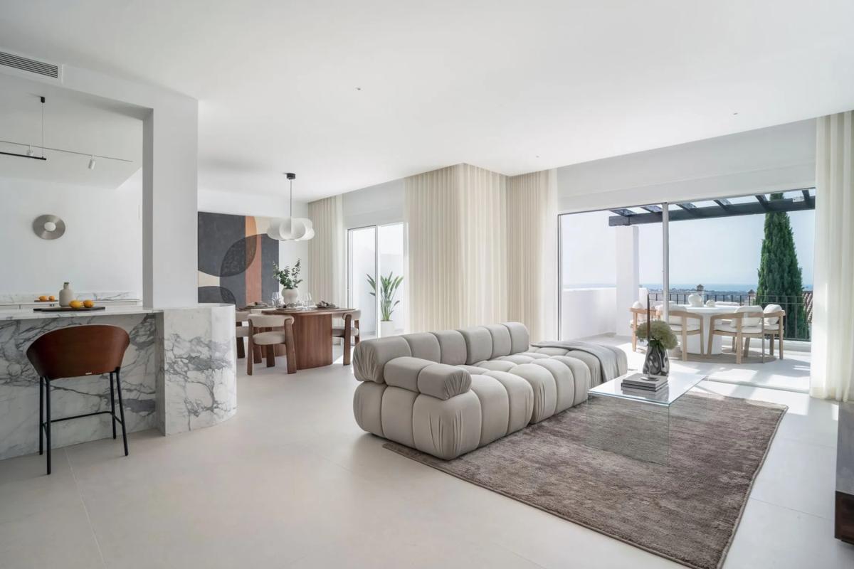 Duplex sale in Barrio Los Naranjos, Marbella photo 5