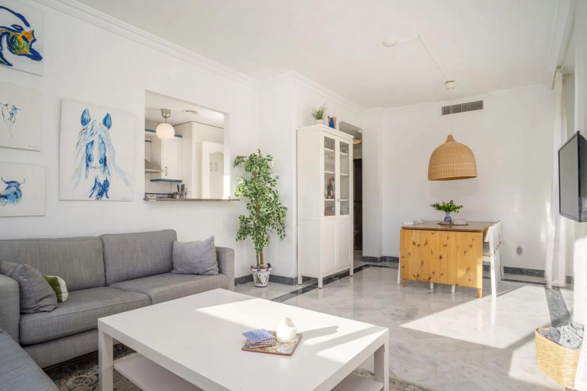 Venta de piso en Barrio Los Naranjos, Marbella
 photo 4