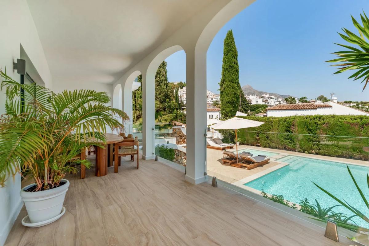 Sprzedaż niezależnego domku jednorodzinnego w Barrio Los Naranjos, Marbella photo 4