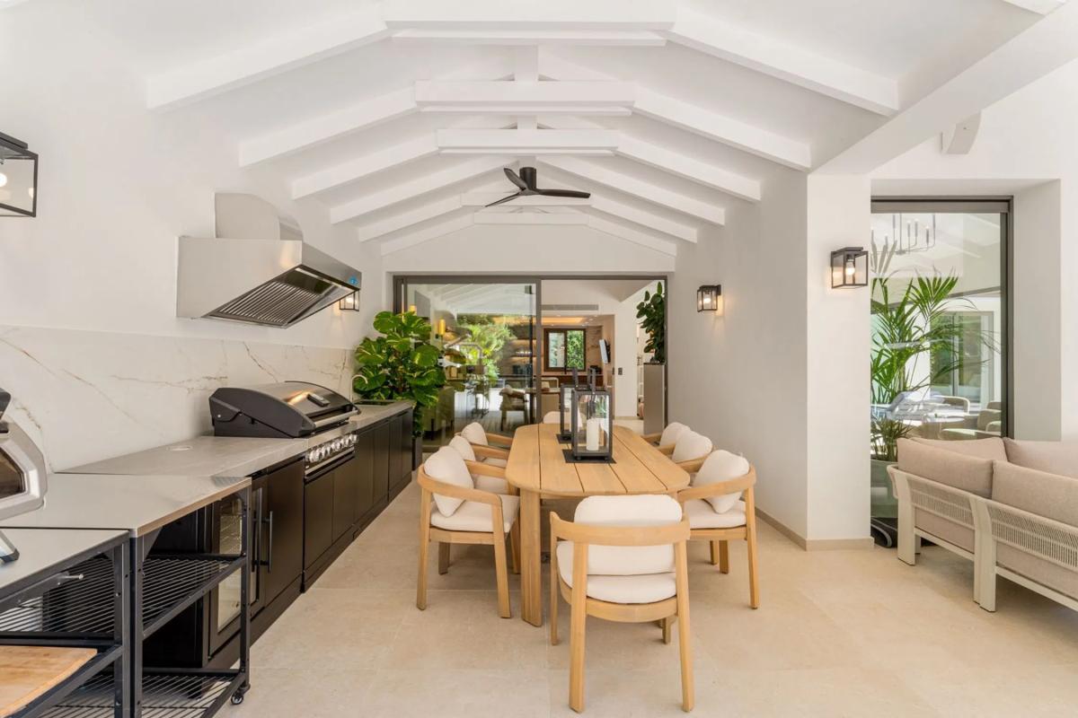 Venta de chalet independiente en Calle Pléyades, 14 -16, Marbella
 photo 3