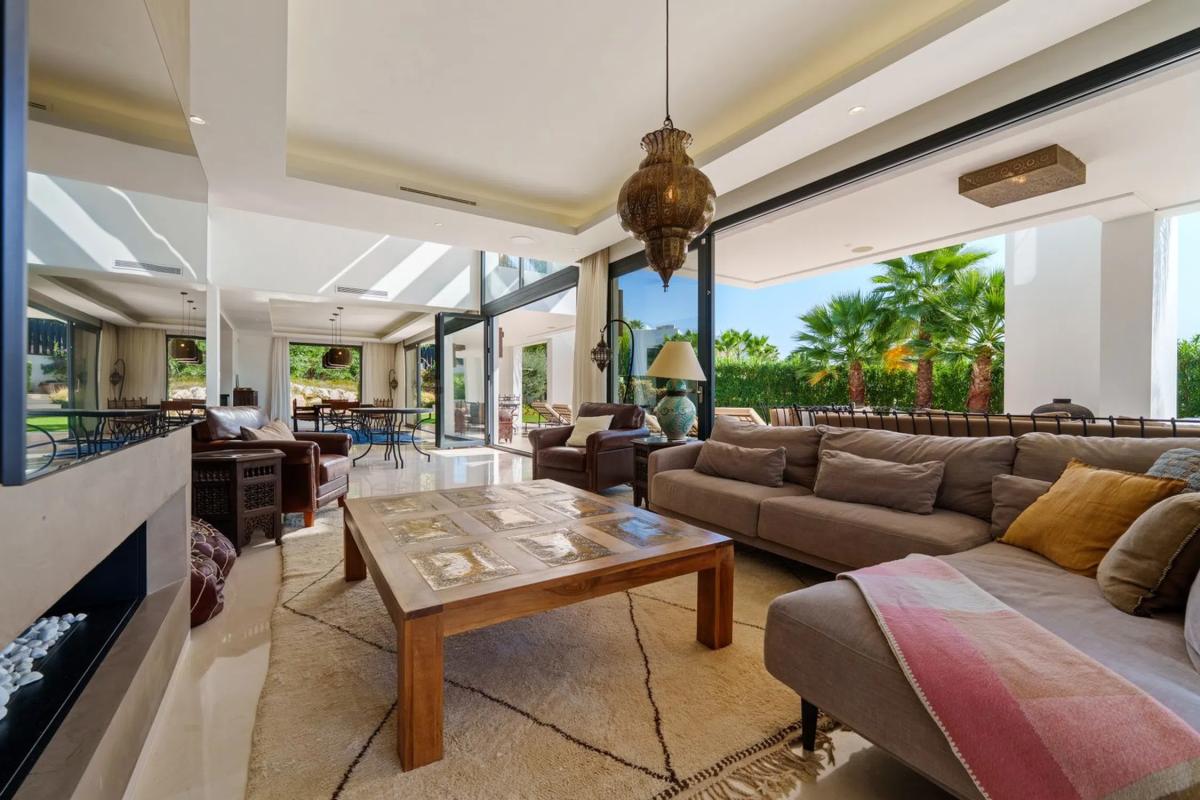Venta de chalet independiente en Urbanización N Andalucía 5f, 25 A, Marbella
photo 2