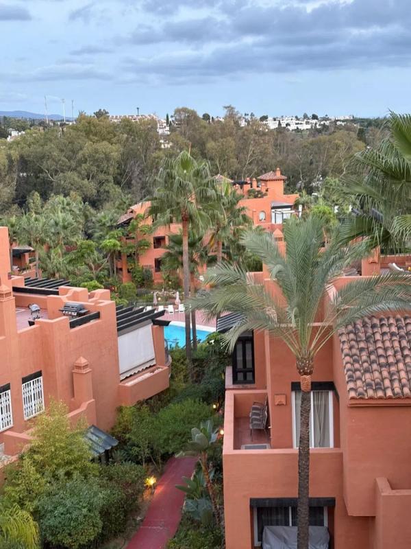 Venta de duplex en Barrio Los Naranjos, Marbella photo 3