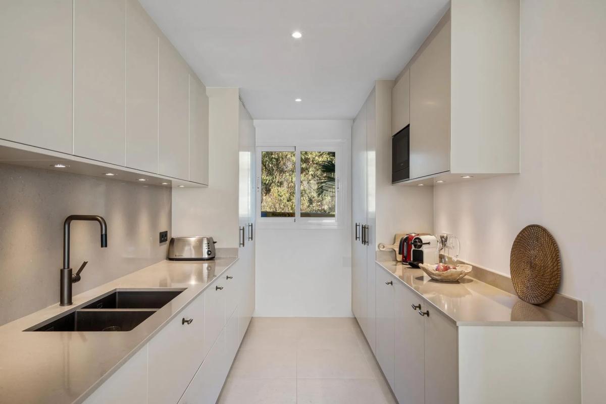 Venta de duplex en UR N ANDALUCIA L, 24, Marbella photo 3