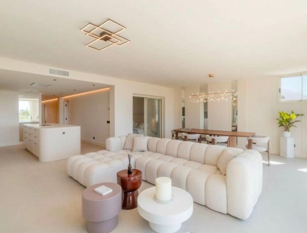 Venta de piso en Les Belvederes, Marbella
photo 2