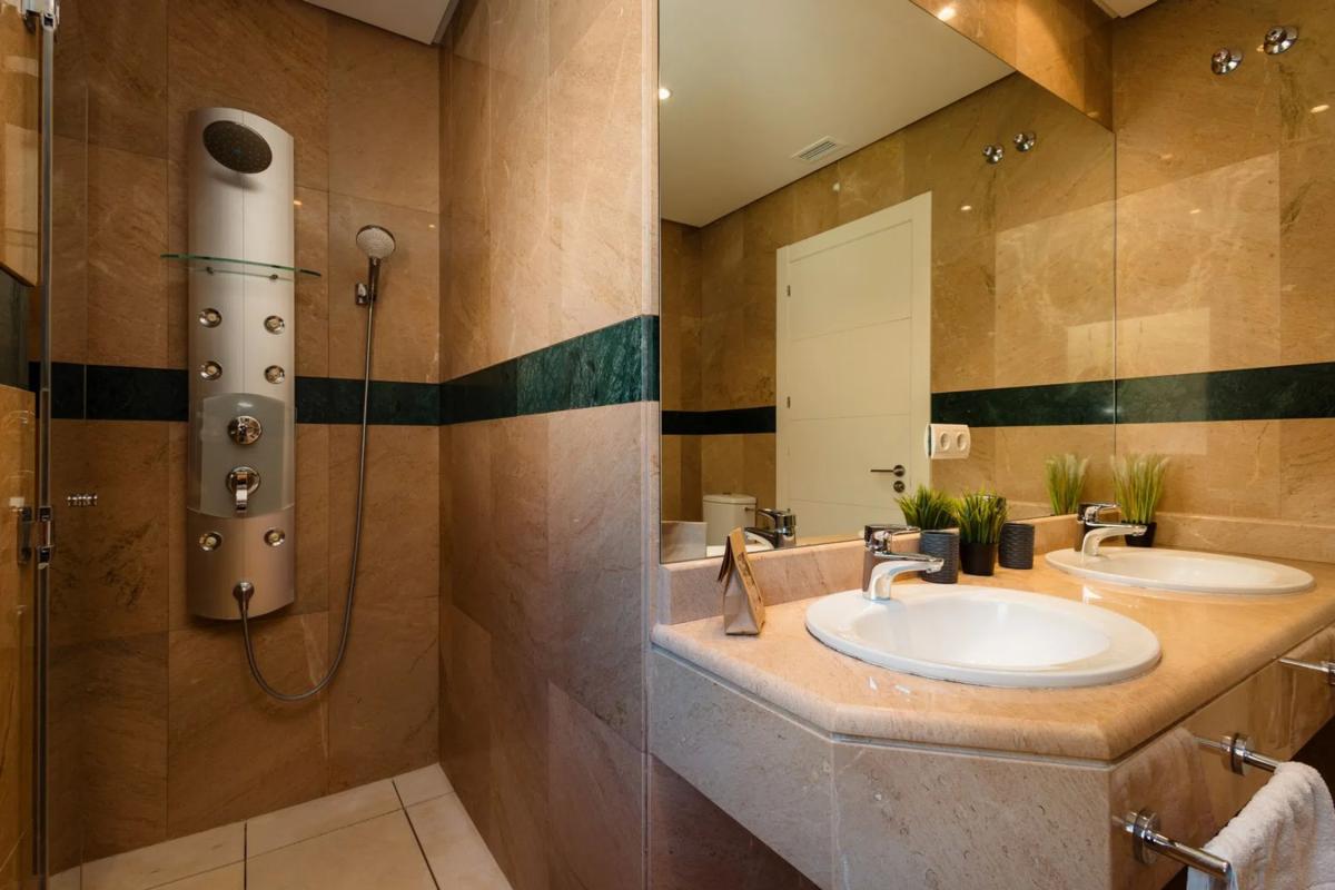 Venta de duplex en Calle Pléyades, 36, Marbella photo 4