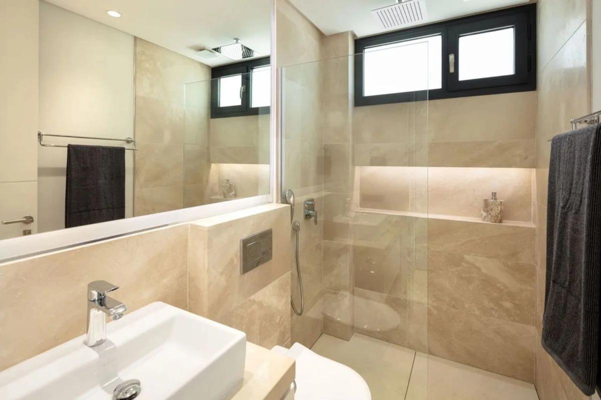 Venta de chalet independiente en Calle Haza del Conde, 4 C, Marbella
photo 1