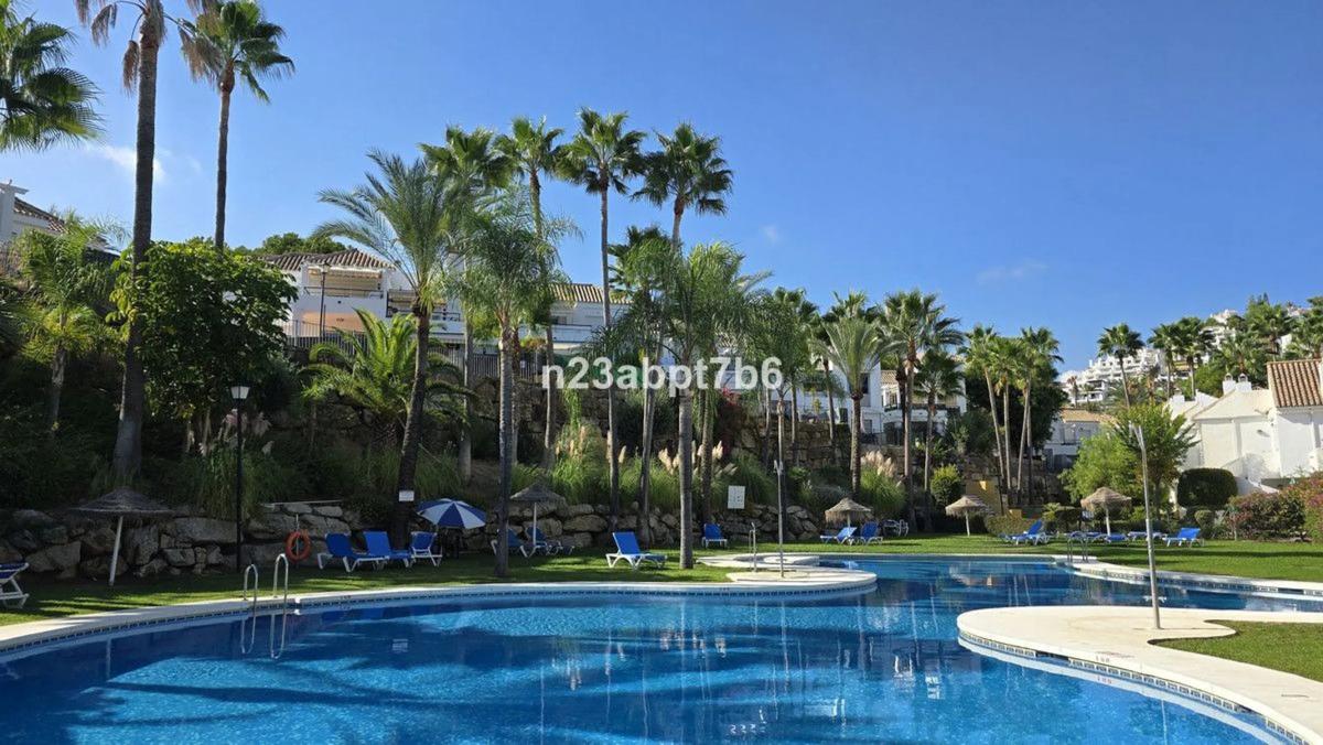 Venta de piso en Barrio Los Naranjos, Marbella
 photo 4