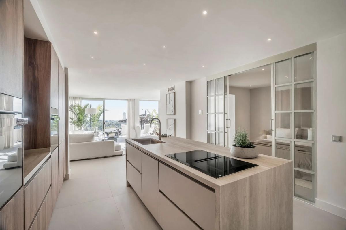Venta de piso en Les Belvederes, Marbella
 photo 2