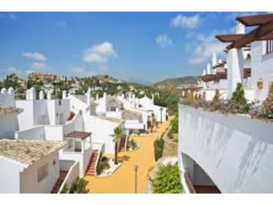 Venta de piso en Calle Auriga, Marbella
photo 2