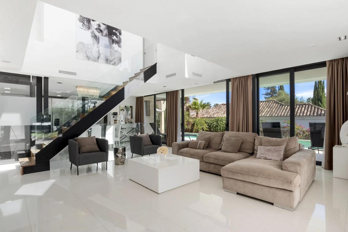 Venta de chalet independiente en Barrio Los Naranjos, Marbella
 photo 5