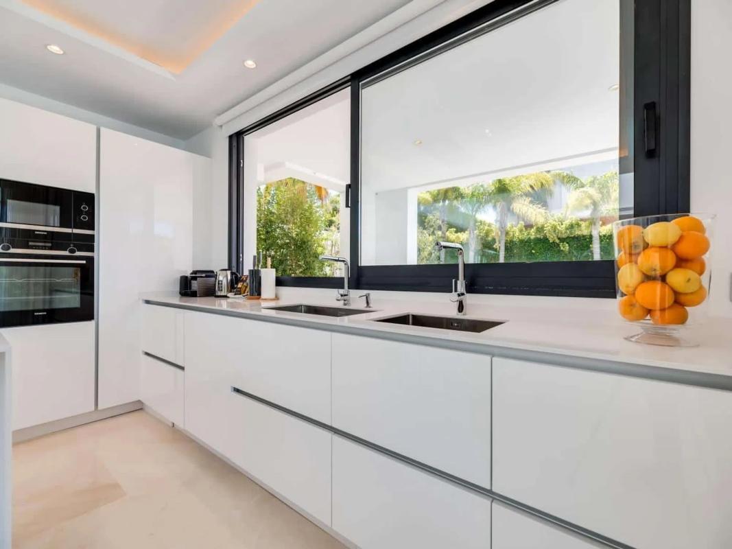 Venta de chalet independiente en Calle Haza del Conde, 1, Marbella
photo 4