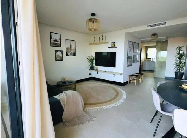 Piso en venta en Calle Osa Mayor, Marbella
 photo 1
