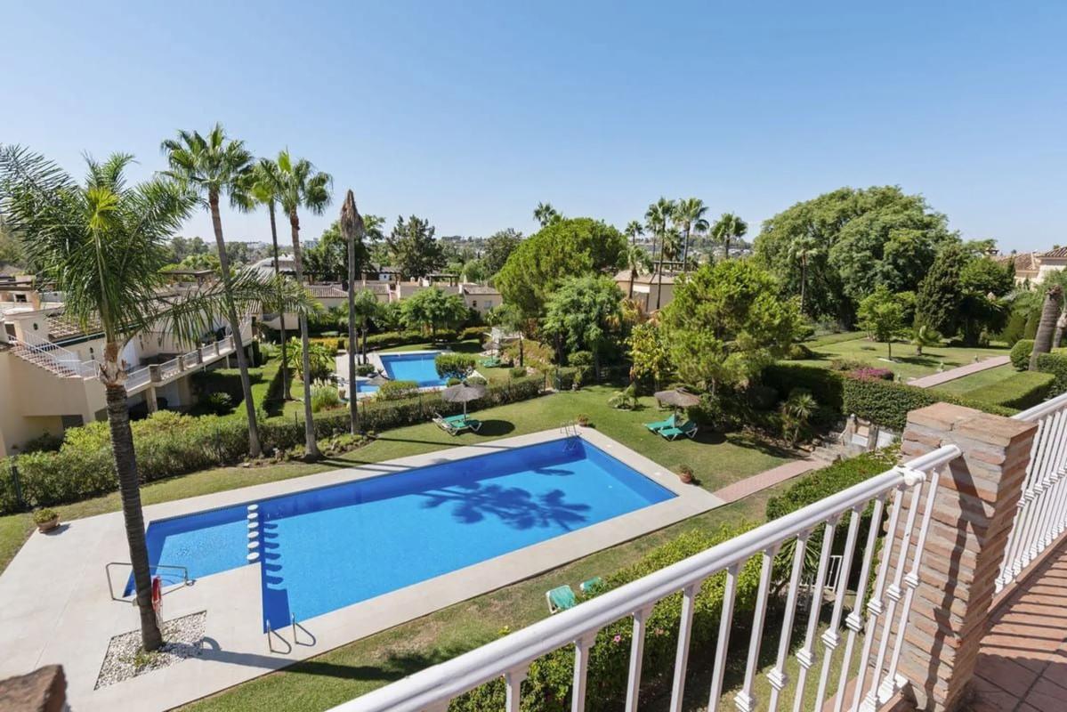 Venta de piso en Calle Aries s/n, Marbella
 photo 2