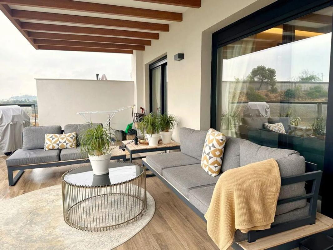 Venta de piso en Barrio Los Naranjos, Marbella
photo 1