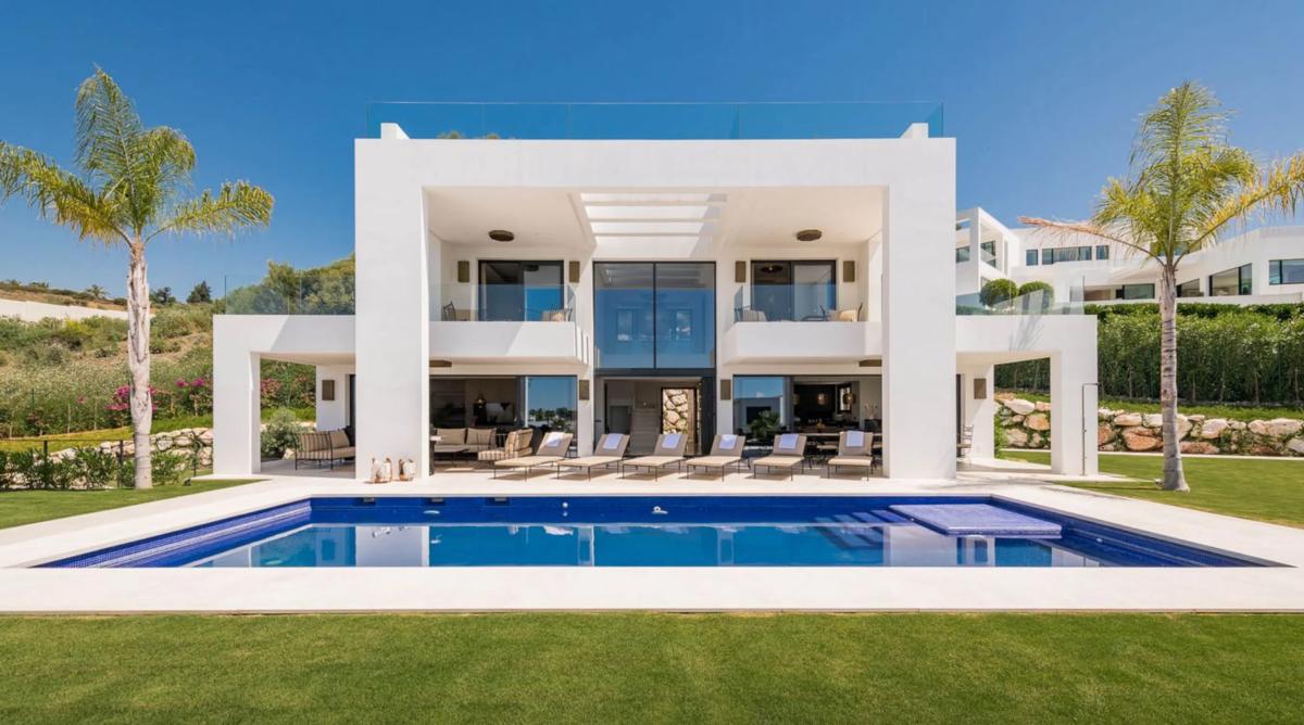 Venta de chalet independiente en Calle Casiopea 5F, Marbella
photo 1