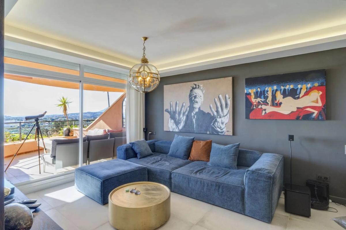 Venta de piso en Barrio Los Naranjos, Marbella
photo 1