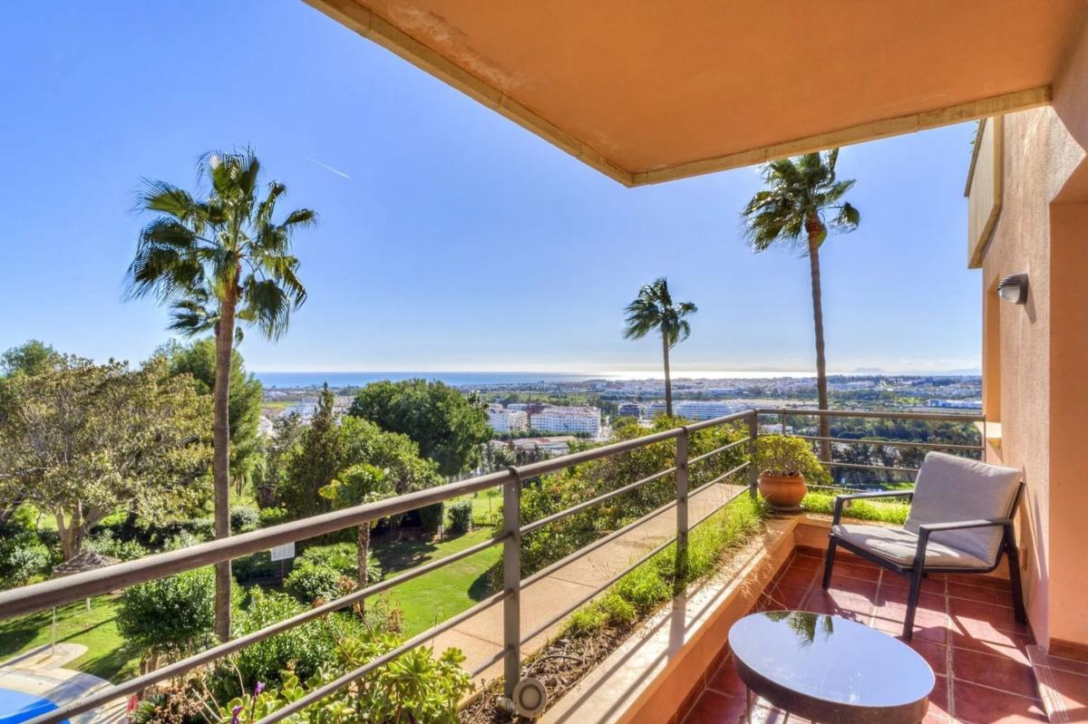 Venta de piso en Barrio Los Naranjos, Marbella
photo 4