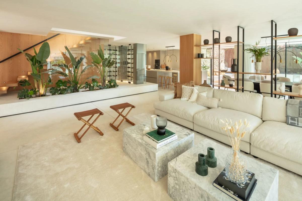 Продажа отдельного шале в  Urbanizacion N Andalucia 3H, Марбелла photo 2