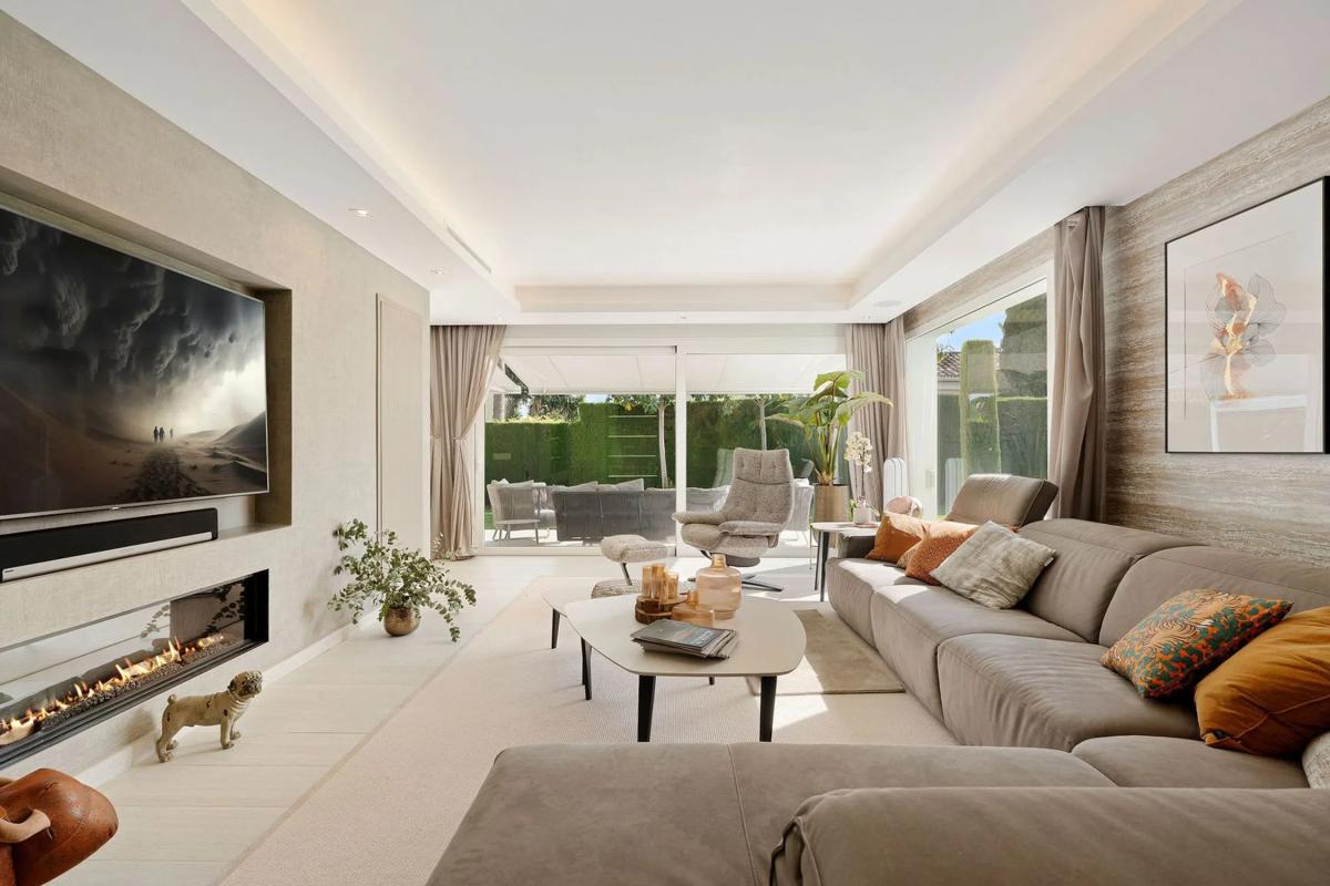 Sprzedaż niezależnego domku jednorodzinnego w Calle Sirio, Marbella photo 2