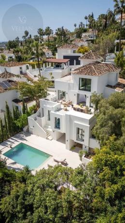 Chalet wolnostojący na sprzedaż w Nueva andalucia, Marbella photo 1