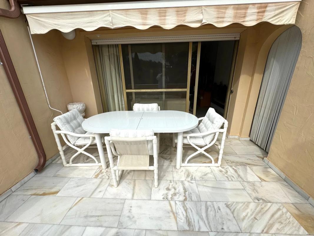 Venta de duplex en Avenida del Prado, Marbella photo 1