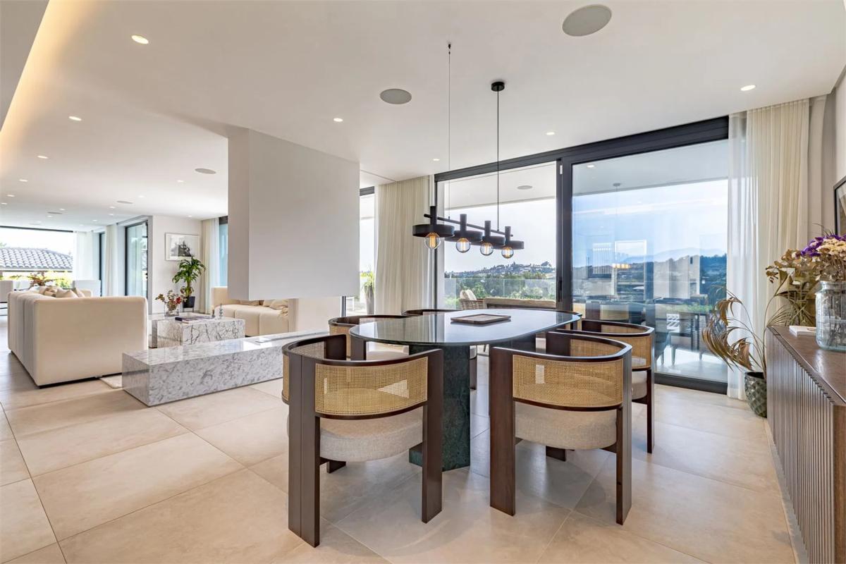 Sale of independent chalet in Calle Orión, Marbella
 photo 4