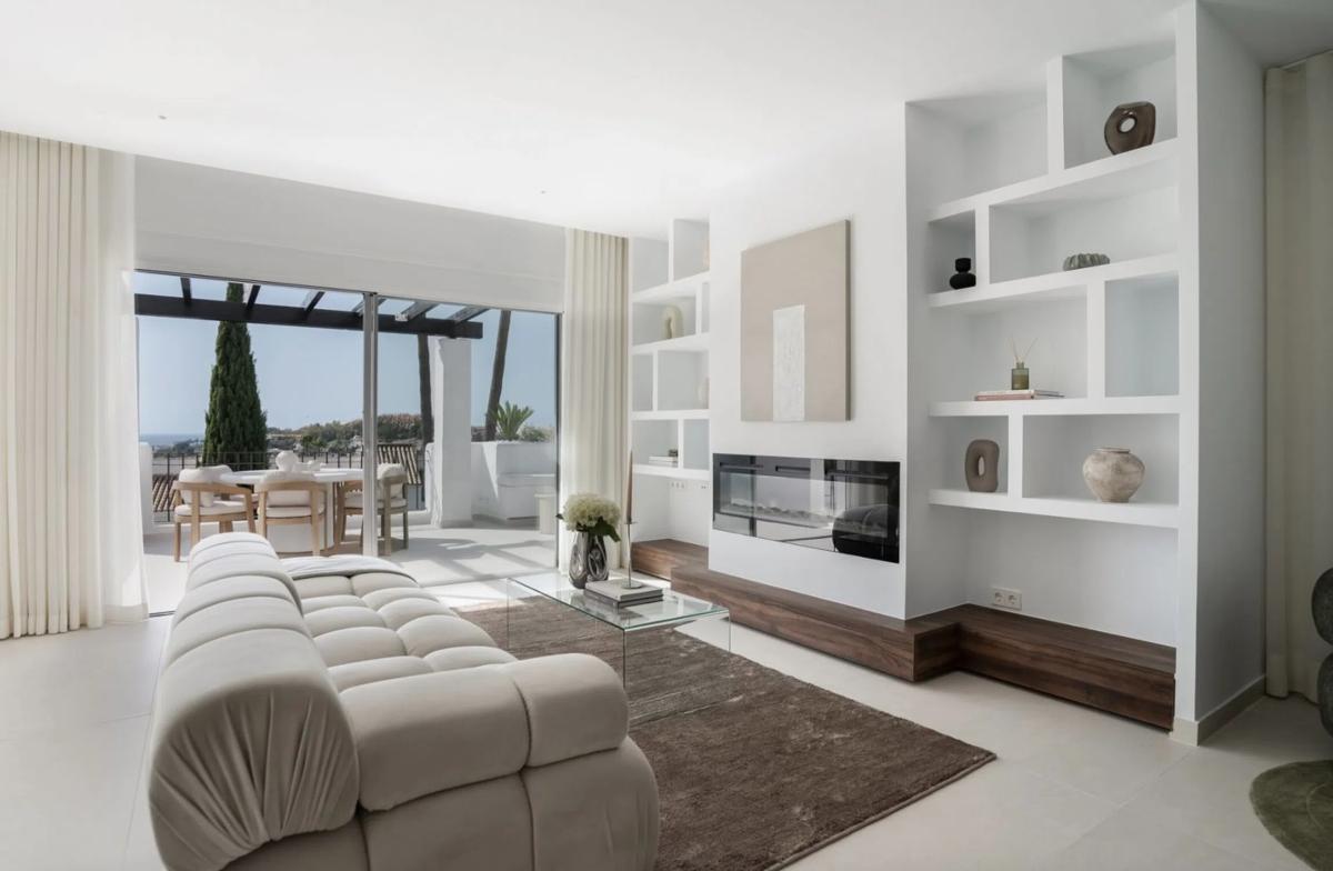 Sprzedaż duplexu w Barrio Los Naranjos, Marbella photo 2
