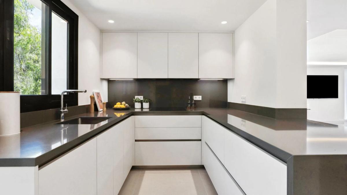 Venta de chalet independiente en Calle Pléyades, 28, Marbella
photo 4