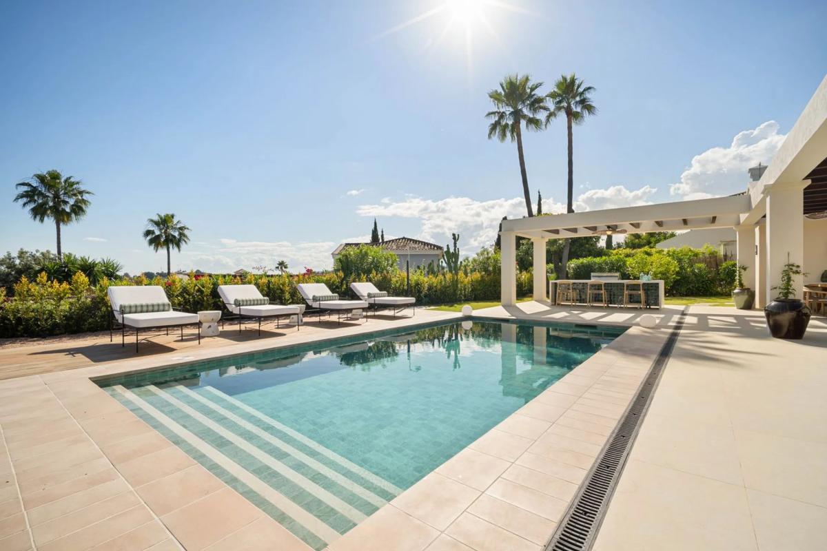 Sale of independent chalet in Calle Centauro 6F, 4 -6, Marbella
photo 4