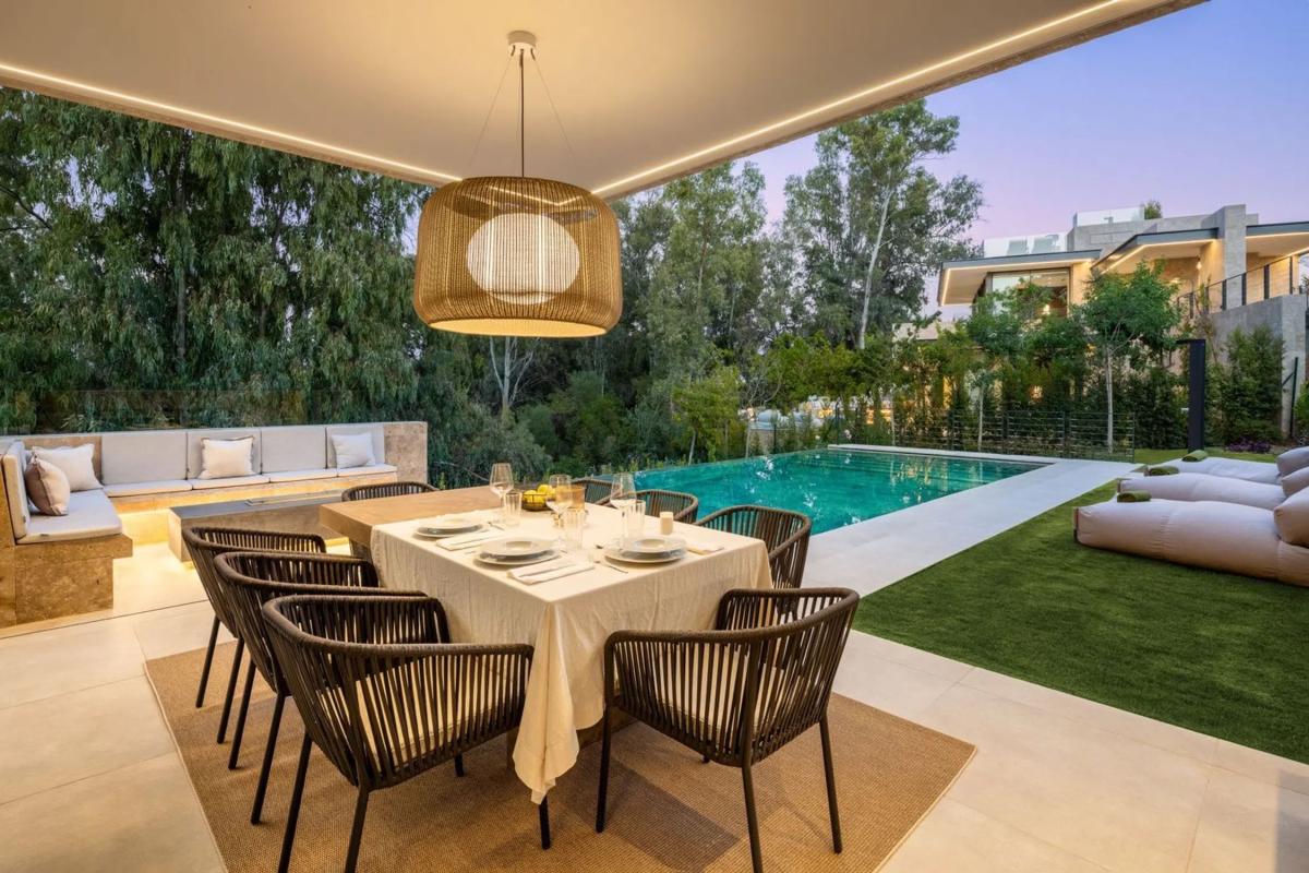 Sprzedaż niezależnego domku jednorodzinnego w Calle Pez Austral, Marbella photo 5