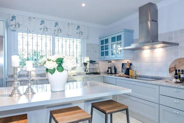 Independent chalet for sale in Barrio Los Naranjos, Marbella
 photo 4