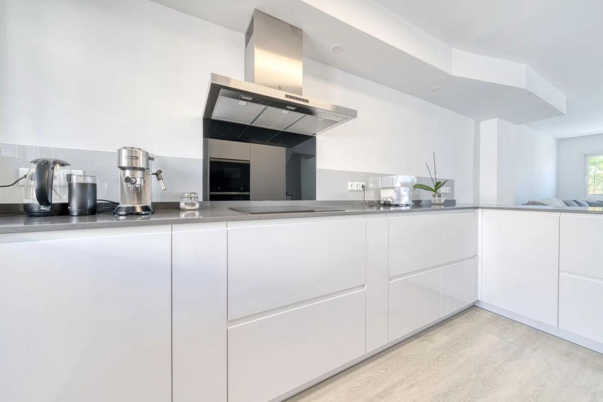 Venta de duplex en Calle Auriga, 38 urbbalkondelgolf, Marbella photo 1