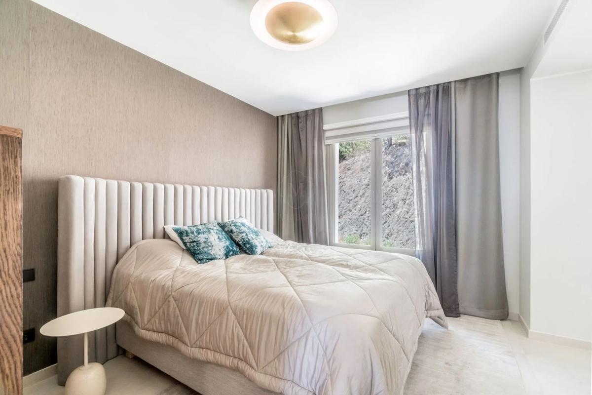 Venta de piso en Barrio Los Naranjos, Marbella
 photo 3