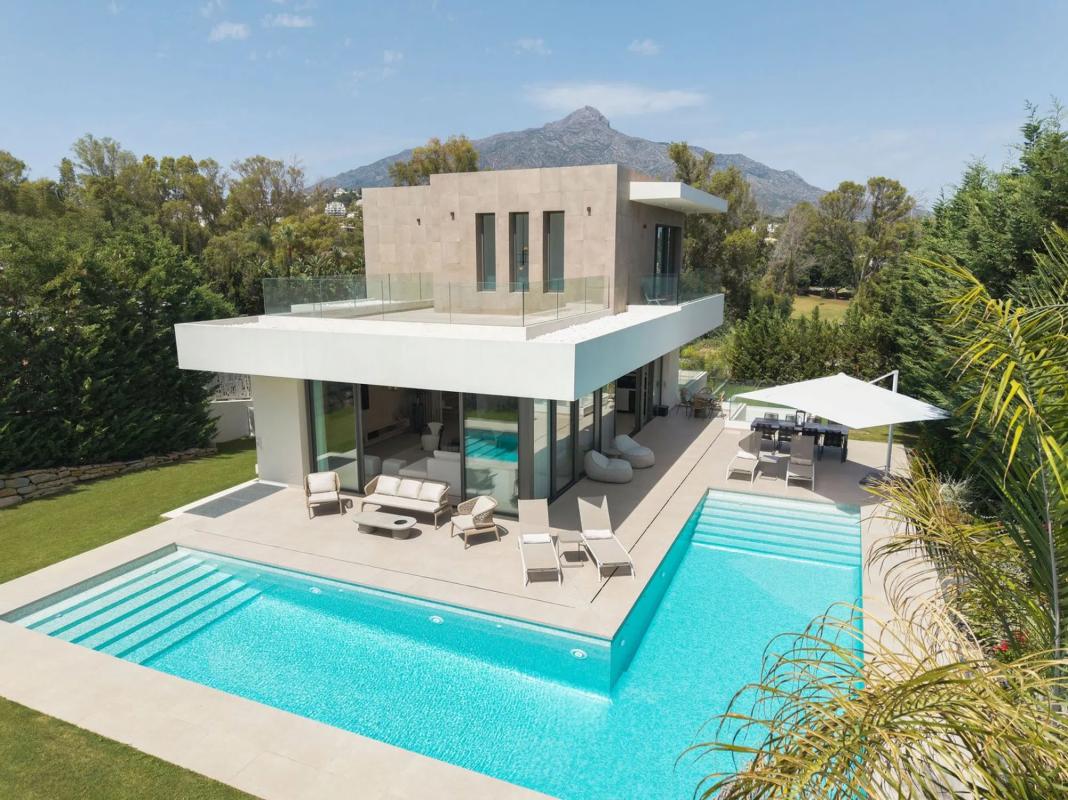 Venta de chalet independiente en Calle Osa Mayor, 14, Marbella
photo 5