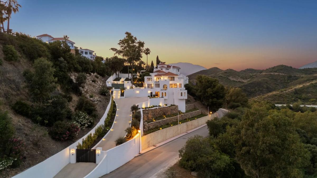 Venta de chalet independiente en Vía, 25, Marbella
photo 1