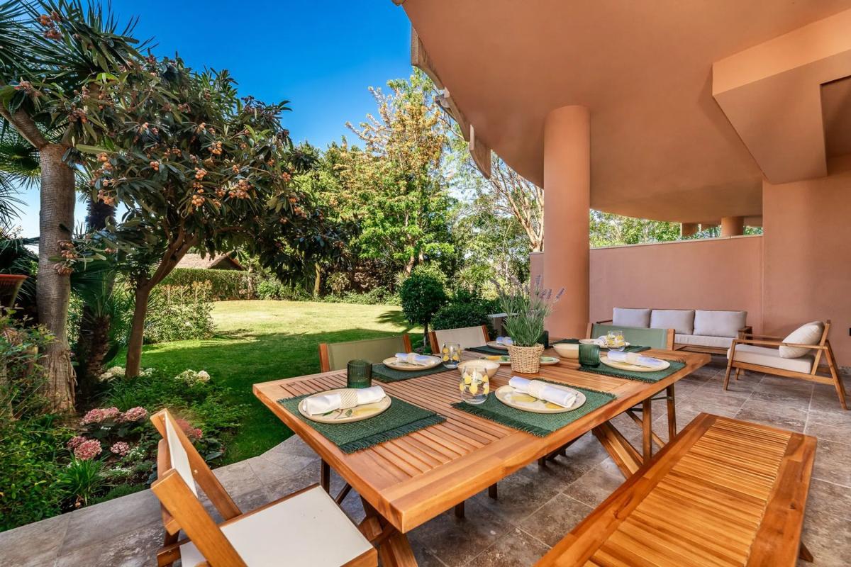 Sprzedaż mieszkania w Barrio Los Naranjos, Marbella
photo 1