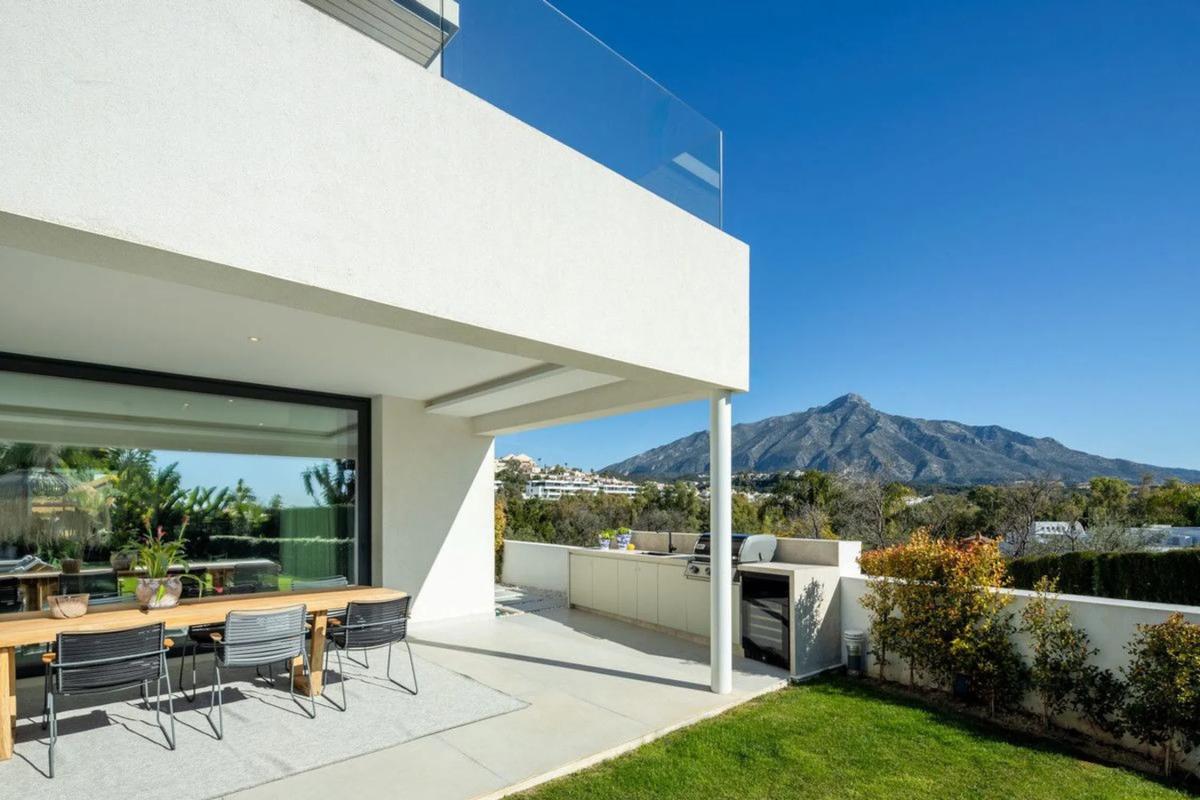 Venta de chalet independiente en Calle Osa Menor 2G, Marbella
photo 5