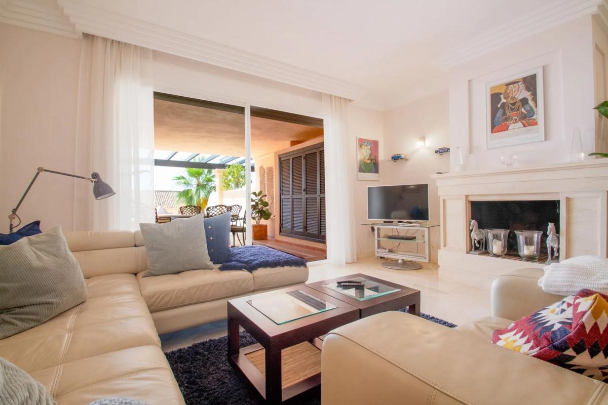 Venta de piso en Calle Pléyades, Marbella
photo 2