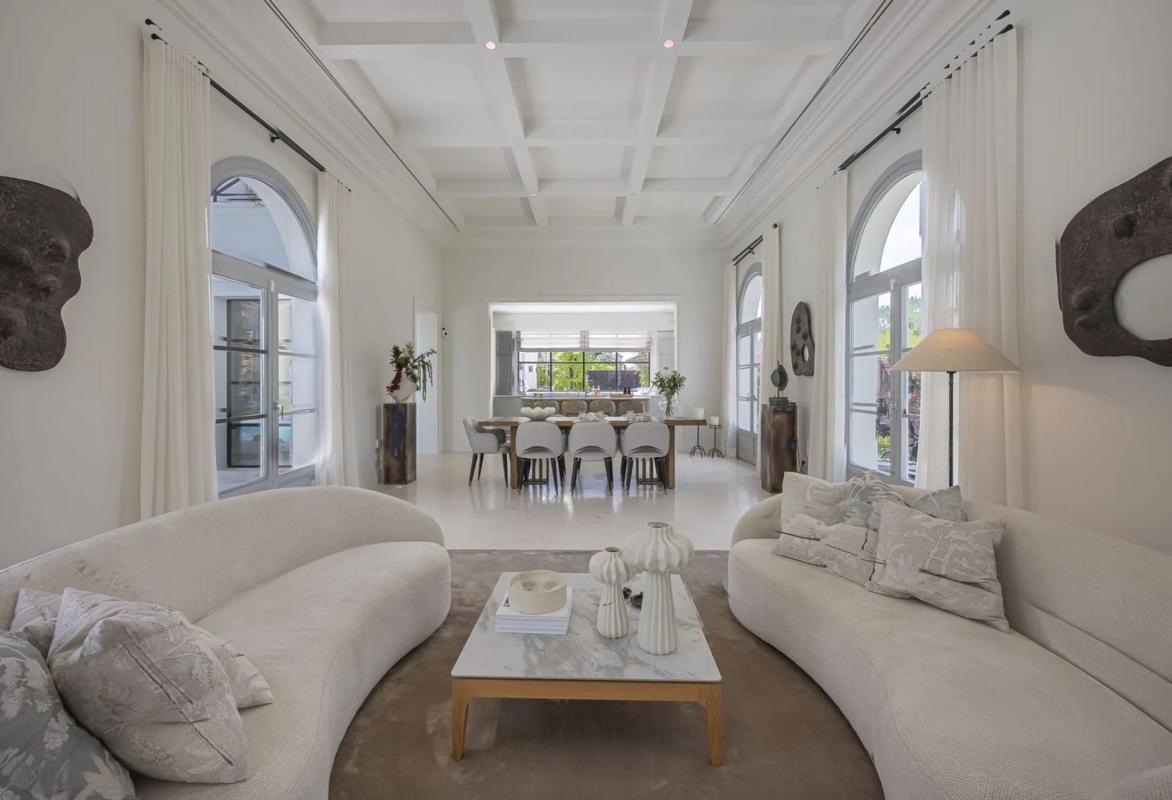 Venta de chalet independiente en Barrio Los Naranjos, Marbella
photo 2