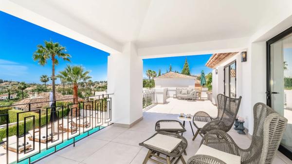 Chalet wolnostojący na sprzedaż w  Parque el Colorado, Marbella photo 4
