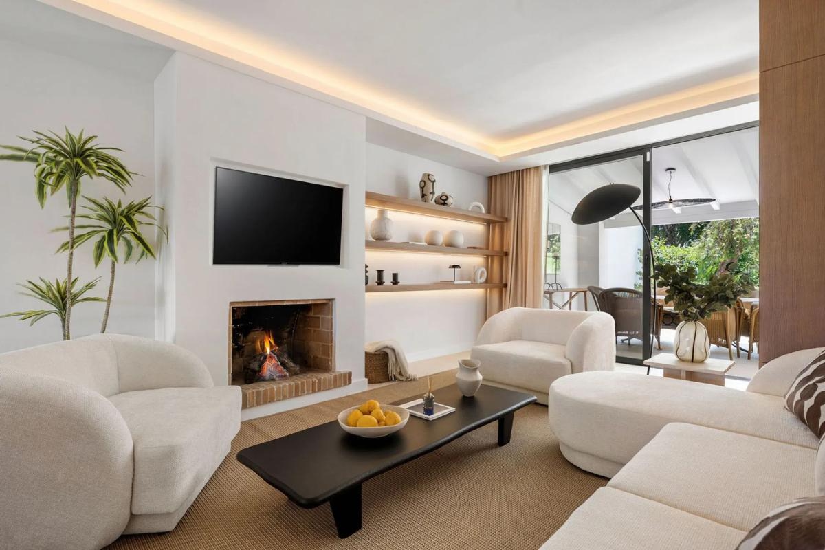 Sprzedaż szeregowego domku w  Barrio Los Naranjos , Marbella photo 2