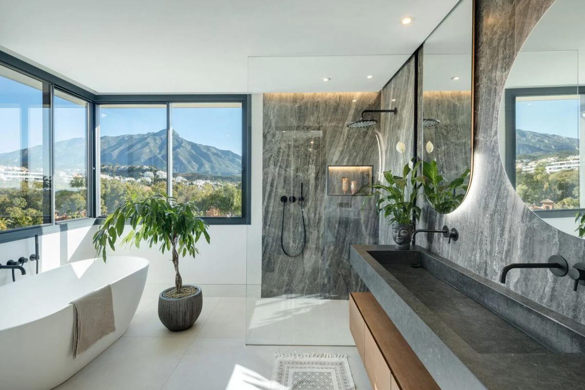 Venta de chalet independiente en Urbanizacion N Andalucia J, 8, Marbella
photo 4