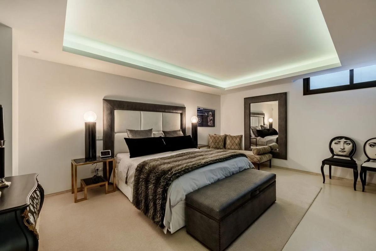 Venta de chalet independiente en Calle Haza del Conde, 1 Z, Marbella
photo 4