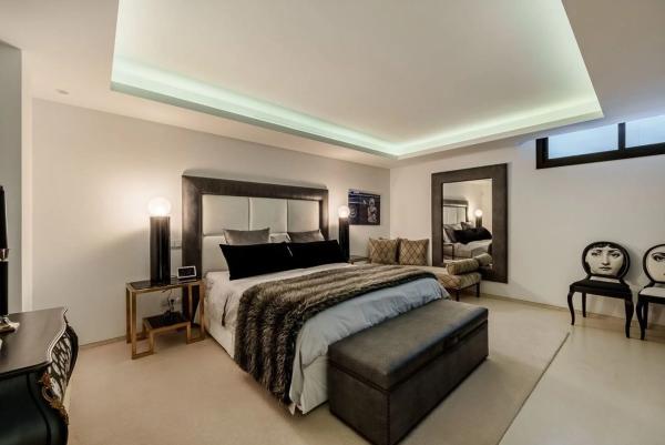 Chalet wolnostojący na sprzedaż w  Calle Haza del Conde, 1 Z, Marbella photo 4